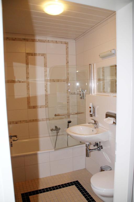 Cityhotel Ahlen Garni Zimmer foto